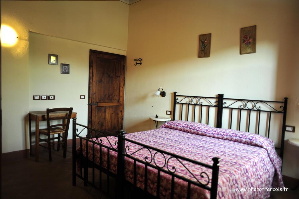 Agriturismo Il Sasso Montepulciano Stazione Zimmer foto